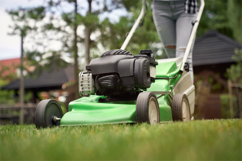 Traditional vs. electric lawn care: What’s the environmental impact?